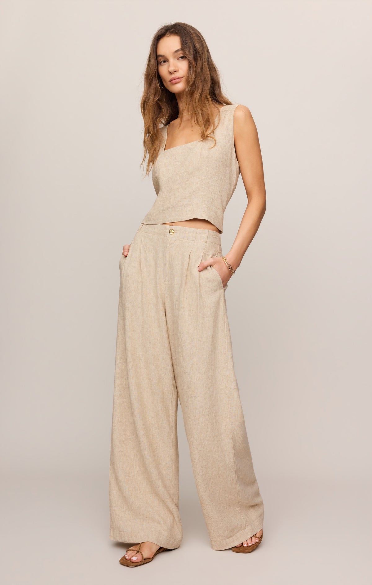 Magnolia Linen Top