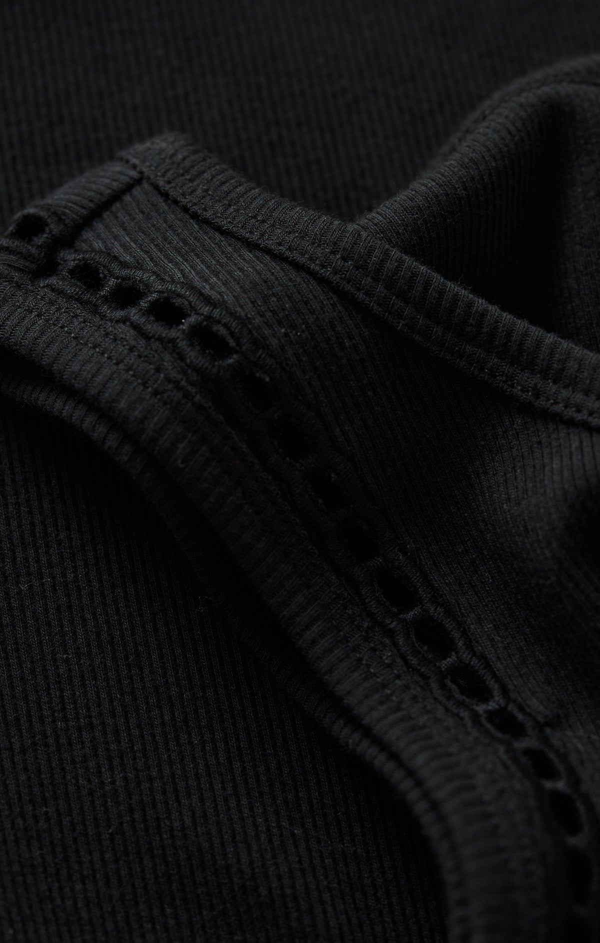 Boa Rib Tank