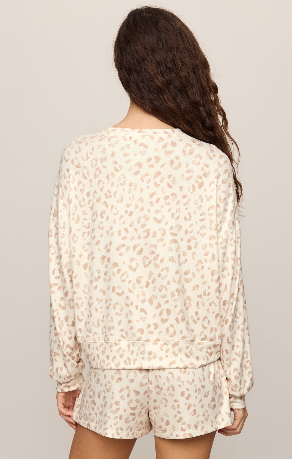 Soft Leo Long Sleeve Top
