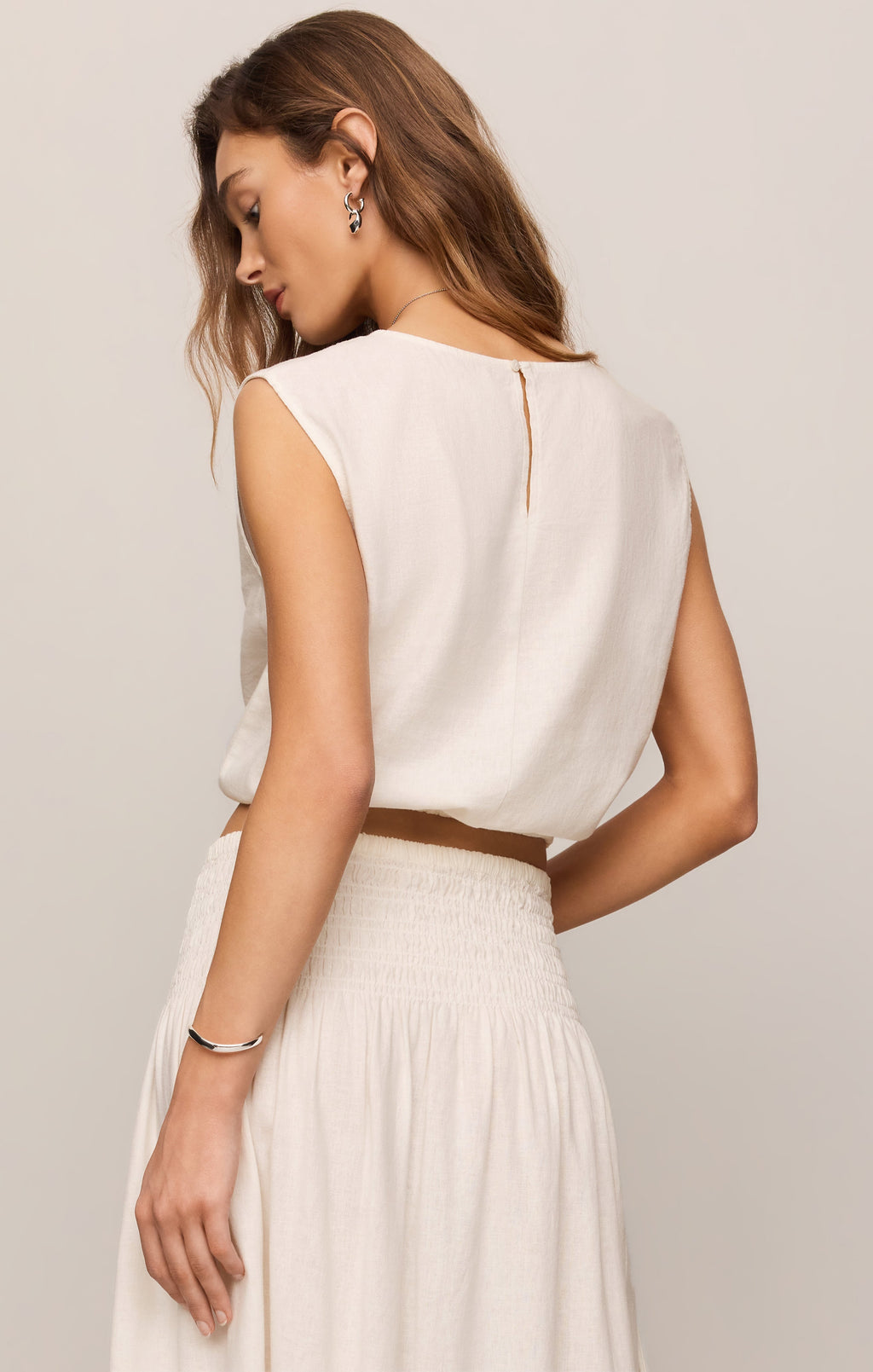 Merit Sleeveless Linen Top