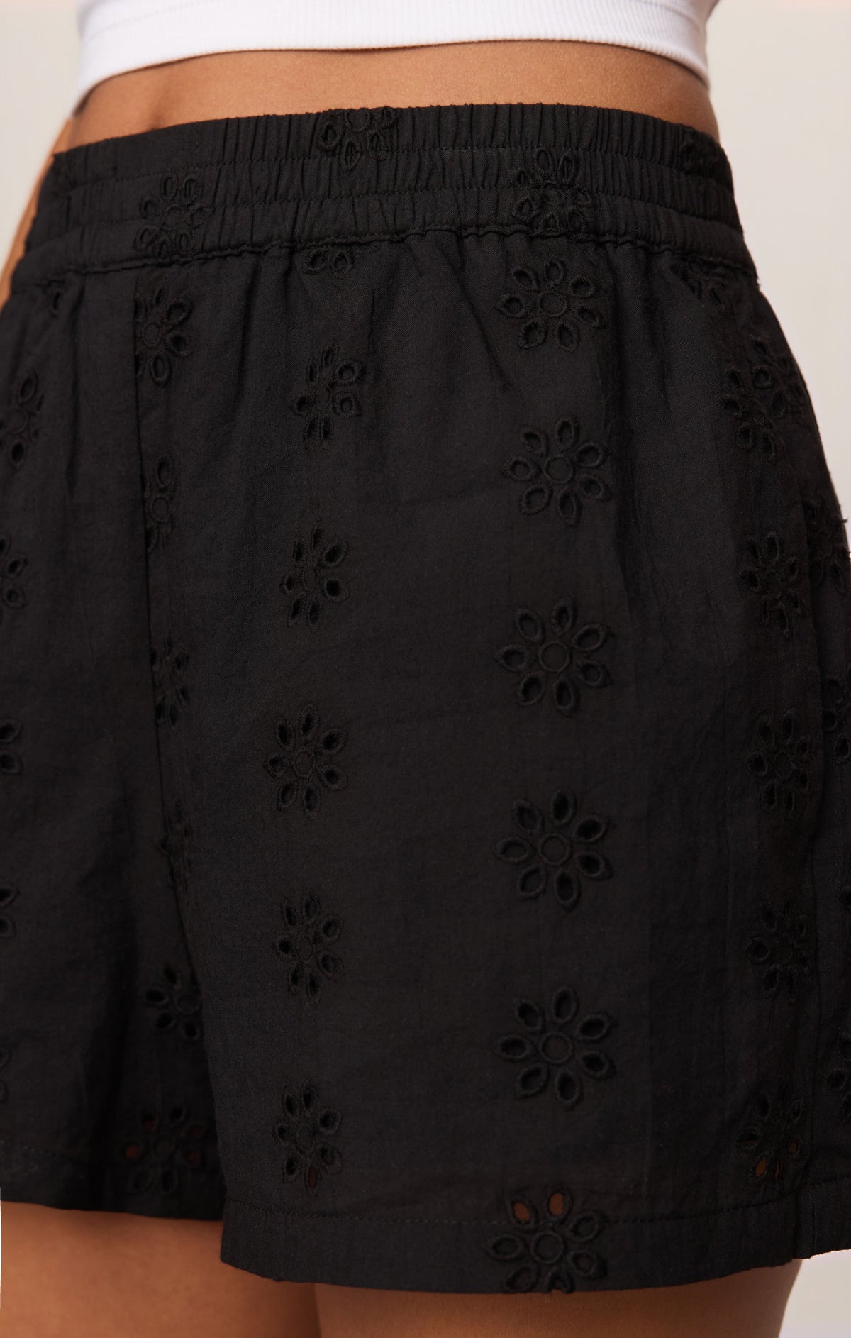 Nakita Eyelet Short