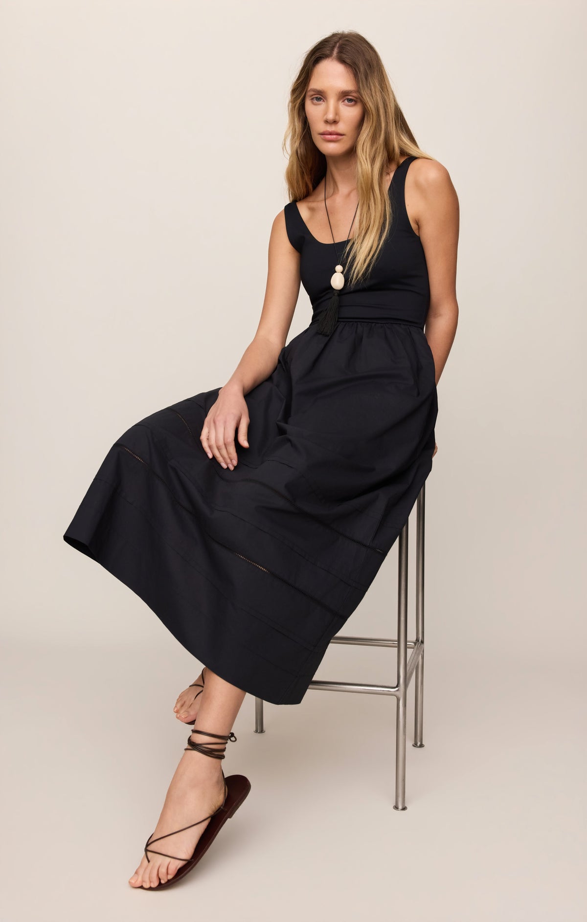 Johanna Sleeveless Midi Dress