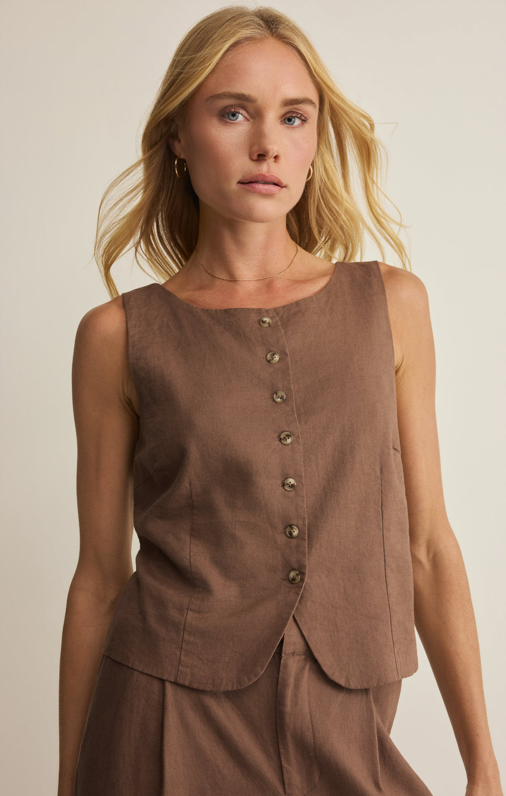 Roman Linen Vest