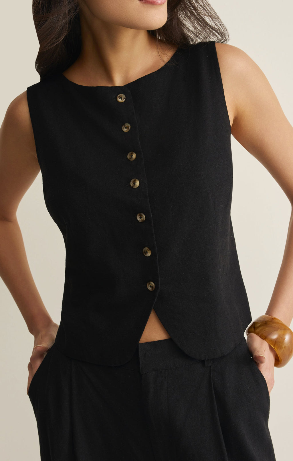 Roman Linen Vest