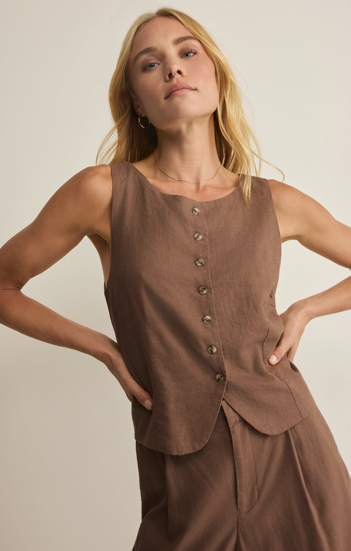 Roman Linen Vest